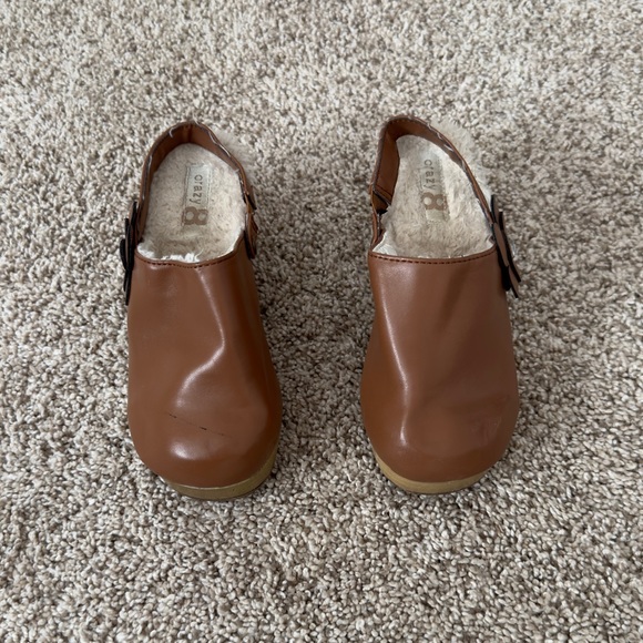 Crazy 8 toddler Girls brown clogs with faux fur lining Size 12 - Picture 4 of 9